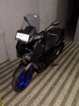 YAMAHA XMAX CONNECTED 2024