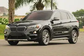Gurih Pol!  BMW X1 XLine 2019 Panoramic Black c200 320i x3 a200
