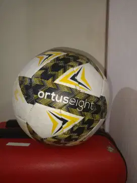 Bola Ortuseight Original