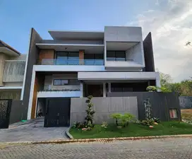 Dijual Rumah Pakuwon Indah Surabaya Barat