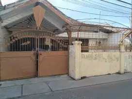 Dijual Rumah Kosan/Tempat Tinggal/Rumah Usaha Ploso