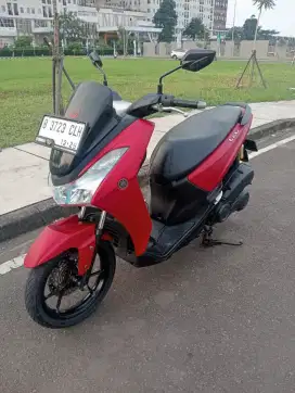 Yamaha Lexi 125 Cc Merah Doff