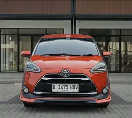 Toyota Sienta Q AT 2017