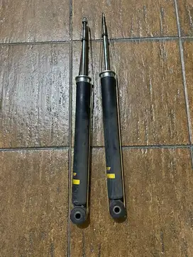 Shockbreaker Belakang Monroe Nissan March