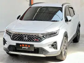 KM 15rb.. Honda WRV RS SENSING 1.5 A/T 2023.. Like New.. eNHa garage S