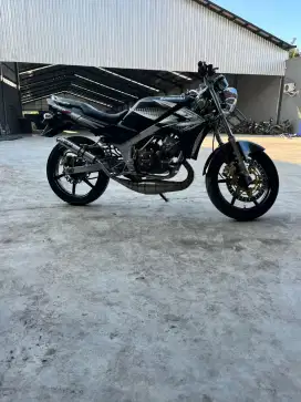 JUAL KAWASAKI TAHUN 2011