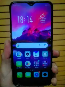 OPPO A7 4 / 64gb