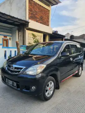 Xenia Xi Family Manual 2010
Tipe tinggi
Body masih ori blm ada di cat