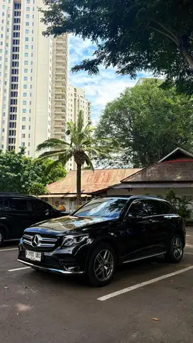 Mercedez Benz GLC 200 AMG LINE RWD 2018 MINT CONDITION!