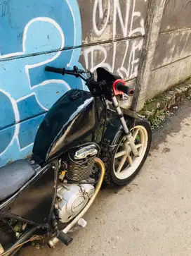 motor custom bobber thunder
