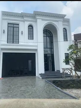 Rumah baru swimming pool di cluster depan sentul city