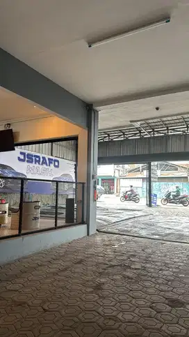 pegawai cucian mobil dan motor