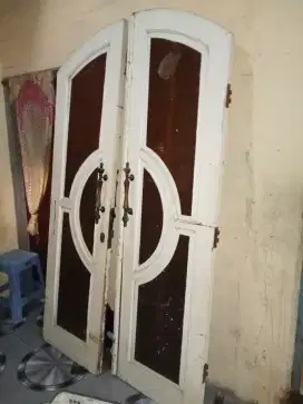 Pintu 2 Kayu Bengkere Kusen Dan kursi jati Khas Betawi