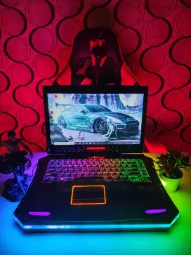 ALIENWARE M14x A10 RED EDITION [RAM 16GB SSD+HDD VGA NVIDIA]