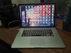 Jual cepat macbook pro retina ,2015, 15
