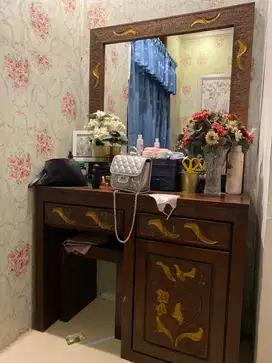 Dijual meja rias kayu
