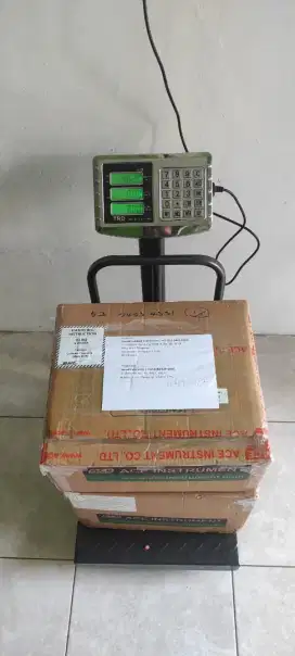 Timbangan Digital Duduk 100 Kg