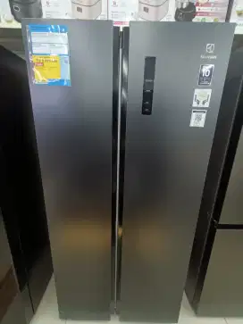 Kredit Kredivo Kulkas Electrolux 505L Bunga 0 Tanpa Dp