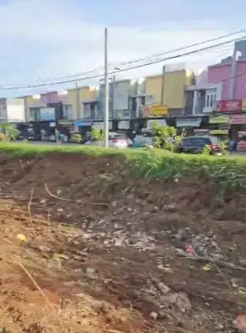 Di sewakan tanah kavling komersil 20x50m2=1000m2 di Karawaci tangerang