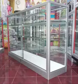 Di jual Etalase Panjang 1,5Mx1M Barang Baru & Ready