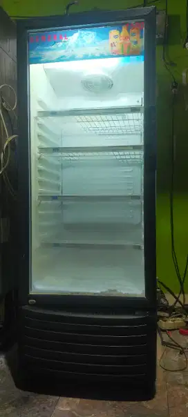 Showcase General original