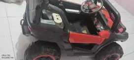 Mainan mobil aki merk exotic