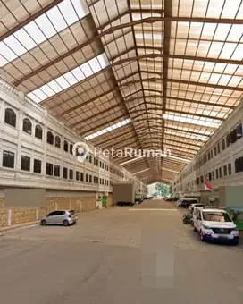 Dijual Ruko Siap Huni Komplek CBD Polonia Cocok Untuk Usaha (Chinty)