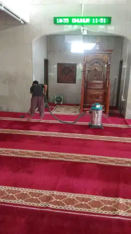 POLES LANTAI ,CUCI KARPET ,JASA BERSIH RUMAH,KANTOR,GUDANG,PABRIK
