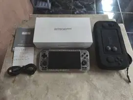 Retroid Pocket 4 Pro Handheld Retro Gaming System OS Android Crystal F