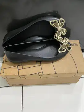 melissa sweet love fly