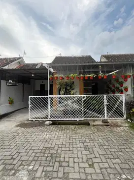 RUMAH CANTIK FULL FURNISHED KEKINIAN DALAM PERUMAHAN NDALEM KOTAGEDE