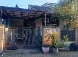 Jual Rumah 1,5Lantai d Cluster Manyaran Full Furnish