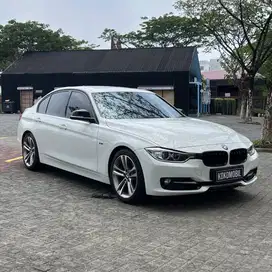 [ KM 56RB ] BMW F30 328i N20 Sport 2014