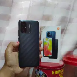 Redmi 12c ram  4+4/64 fullset!.