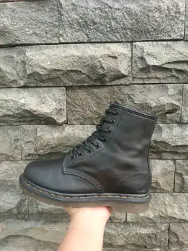 dr martens 1460 black nappa