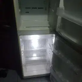 Kulkas samsung 2 pintu