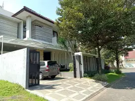 Dijual Rumah Pojok Hook Araya Dijual Dengan Prabot Nya