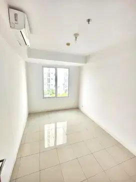 SEWA 1BR UF TOWER B EXLUSIVE APARTEMEN BASSURA CITY UNIT LANGKA