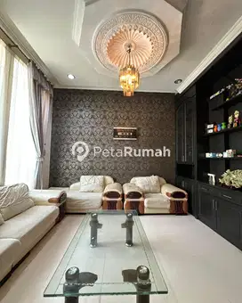 Dijual Villa Lux Include Perabot Di Komplek Cemara Asri