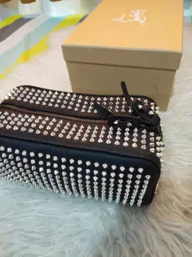Luxury CHRISTIAN LOUBOUTIN bags sangat mewah dan high class