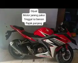 Honda CBR 150 dijual cepat