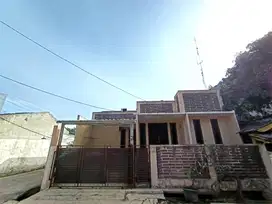 Dijual cepat rumah nyaman dengan akses cepat ke Tol dan Transjakarta