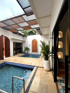Villa Tropis dengan Kolam Renang di Area Sejuk Turi