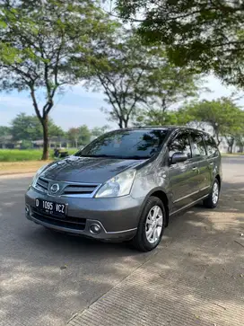 Nissan Grand livina 2012 Bensin