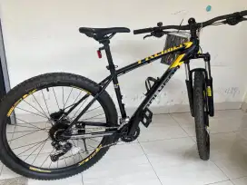 Sepeda Gunung Polygon Premier 5