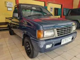 Isuzu panther pick up antik tahun 2000