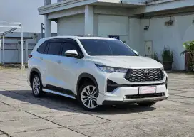 [Km 7rb] Toyota Zenix 2.0 Q Hybrid TSS Modelista 2024