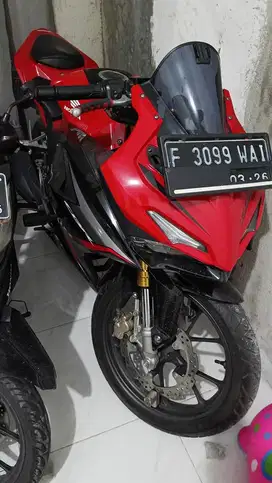 Di jual Honda CBR 150 MT
