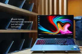 LOQ gaming i7 gen13 16/512gb 100srgb RTX gransi 2027