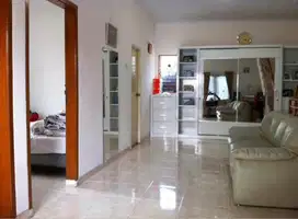 Di jual cepat, Rumah tinggal, bangunan kokoh